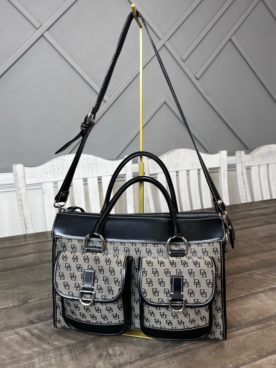 Dooney & Bourke Handbags - Dooney & Bourke DB Purse
Vintage Large Double
Pocket Tote Black Signature